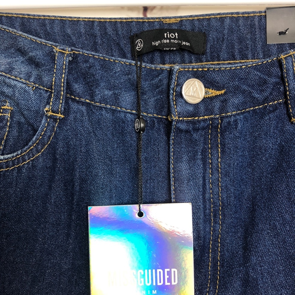 Misguided Jeans Riot High Rise Mom Blue High Waist - Picture 6 of 8